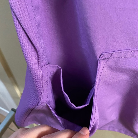 Scrubletics top - Picture 3 of 4